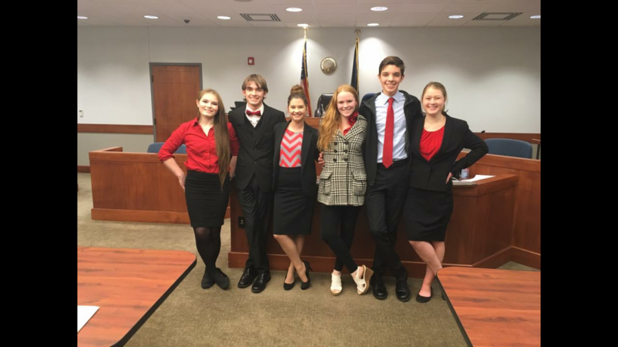 The Platteview mock trial team from 2017 at their second competition. It was their first win of the season.
From left to right: Khyenne Cottrell, Louden Ferguson, Alyssa Riha, (Graduate) Katie Santee, John Kinney, and Elise Lutz.